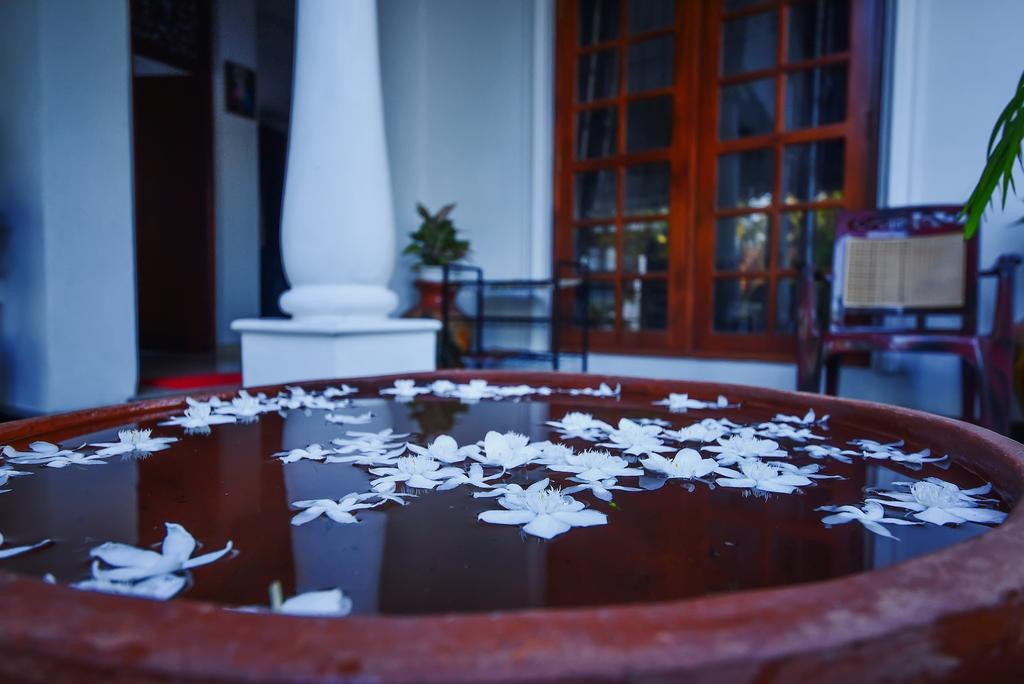 Asian Villa Negombo Exterior foto